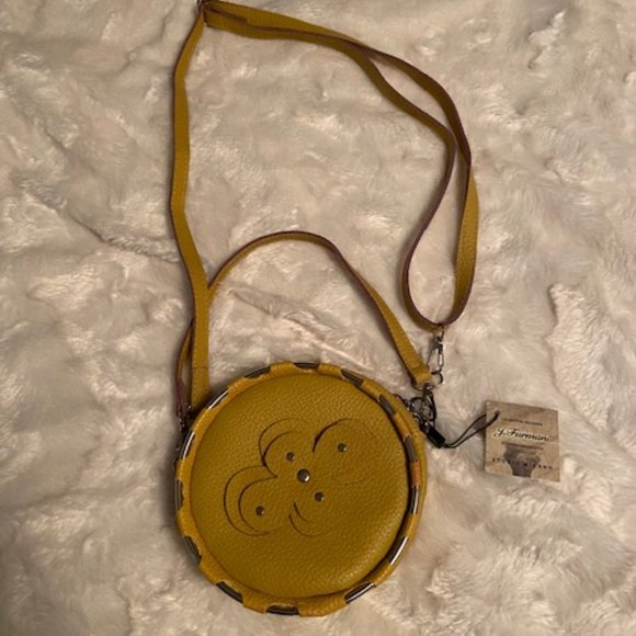 J. Furmani Studio Milano Gold Round Purse NWT - Picture 1 of 11
